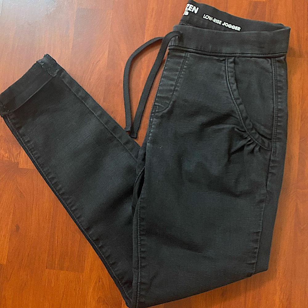 Vintage Black Denizen from Levi’s Low-Rise Joggers Trendy Streetwear Athleisure